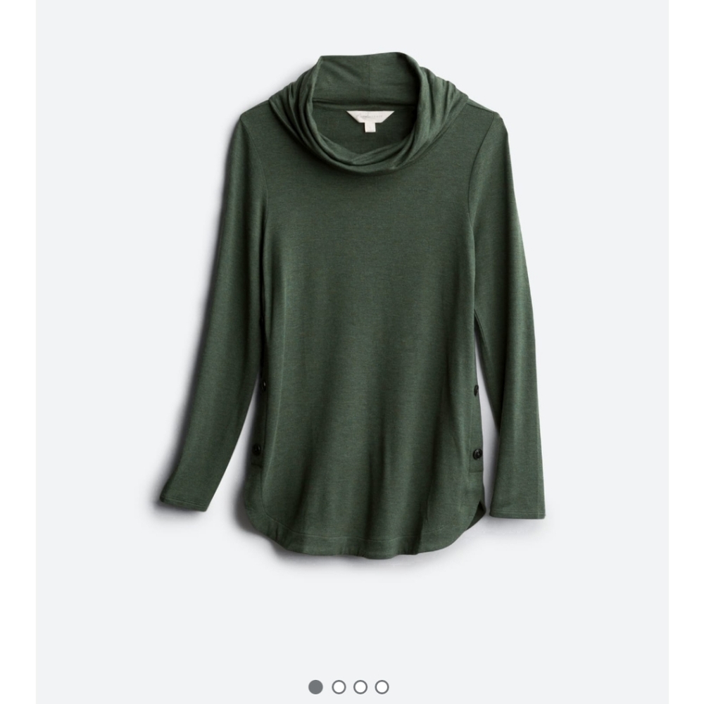 MAGNOLIA GRACEKrissy Side Button Knit Top